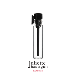Juliette Has a Gun Miami Shake EDP parfüümi näidis 1 ml naistele puuviljade ja vahukoore nootidega – magus mänguline aroom