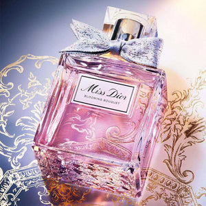 Miss Dior Blooming Bouquet EDP kvepalų buteliukas moterims su gėlių natomis – švelnus elegantiškas aromatas